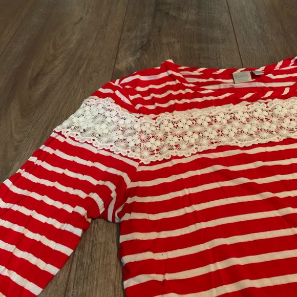 Red and white striped shirt with cute lace - Picture 2 of 6